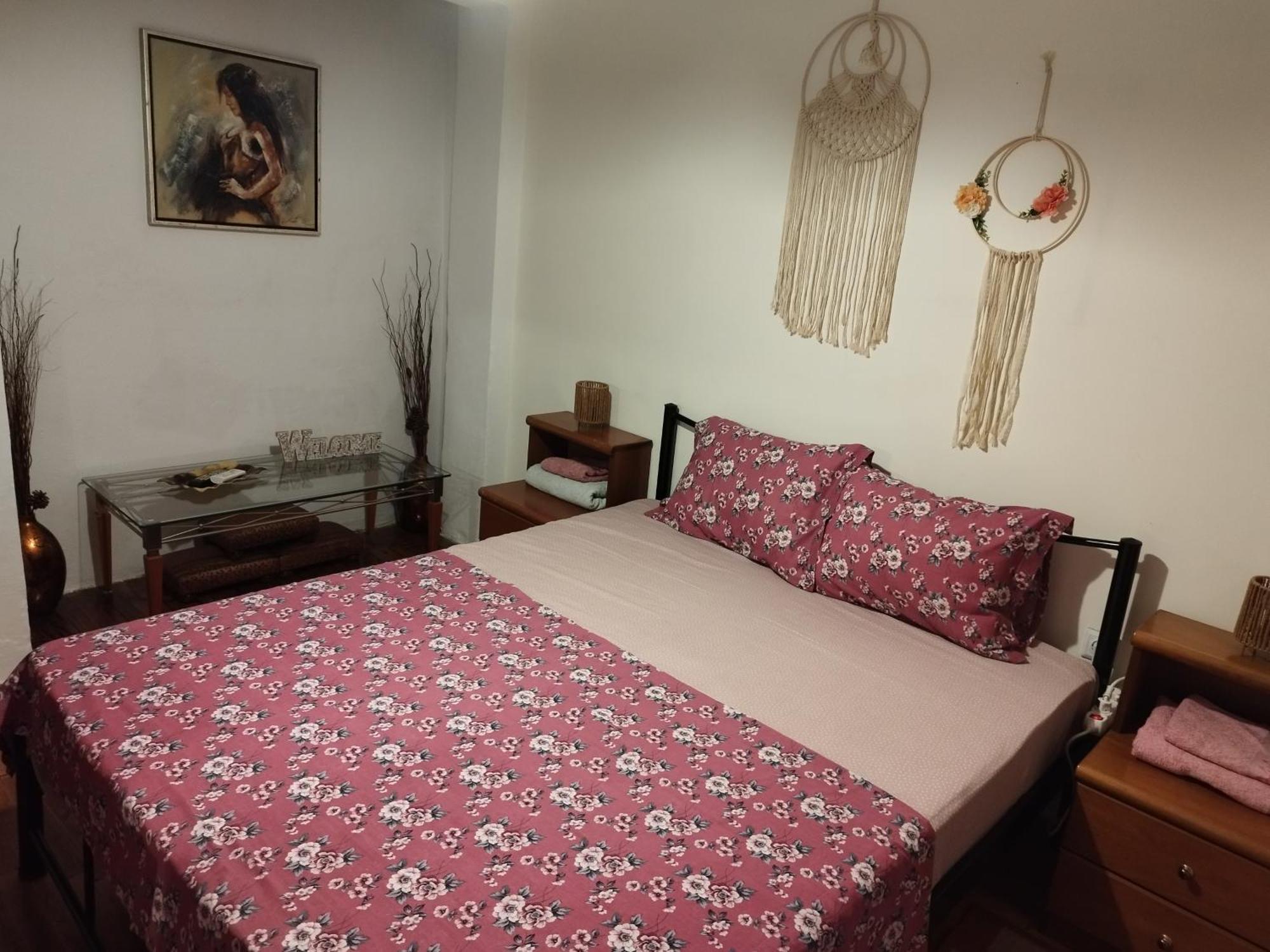 Habitación en casa particular Private In Shared House Tesalónica
