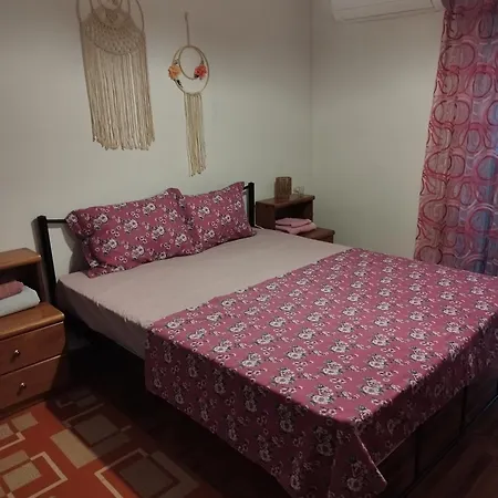 Private Rooms In Shared House Θεσσαλονίκη Δωμάτιο φωτογραφία