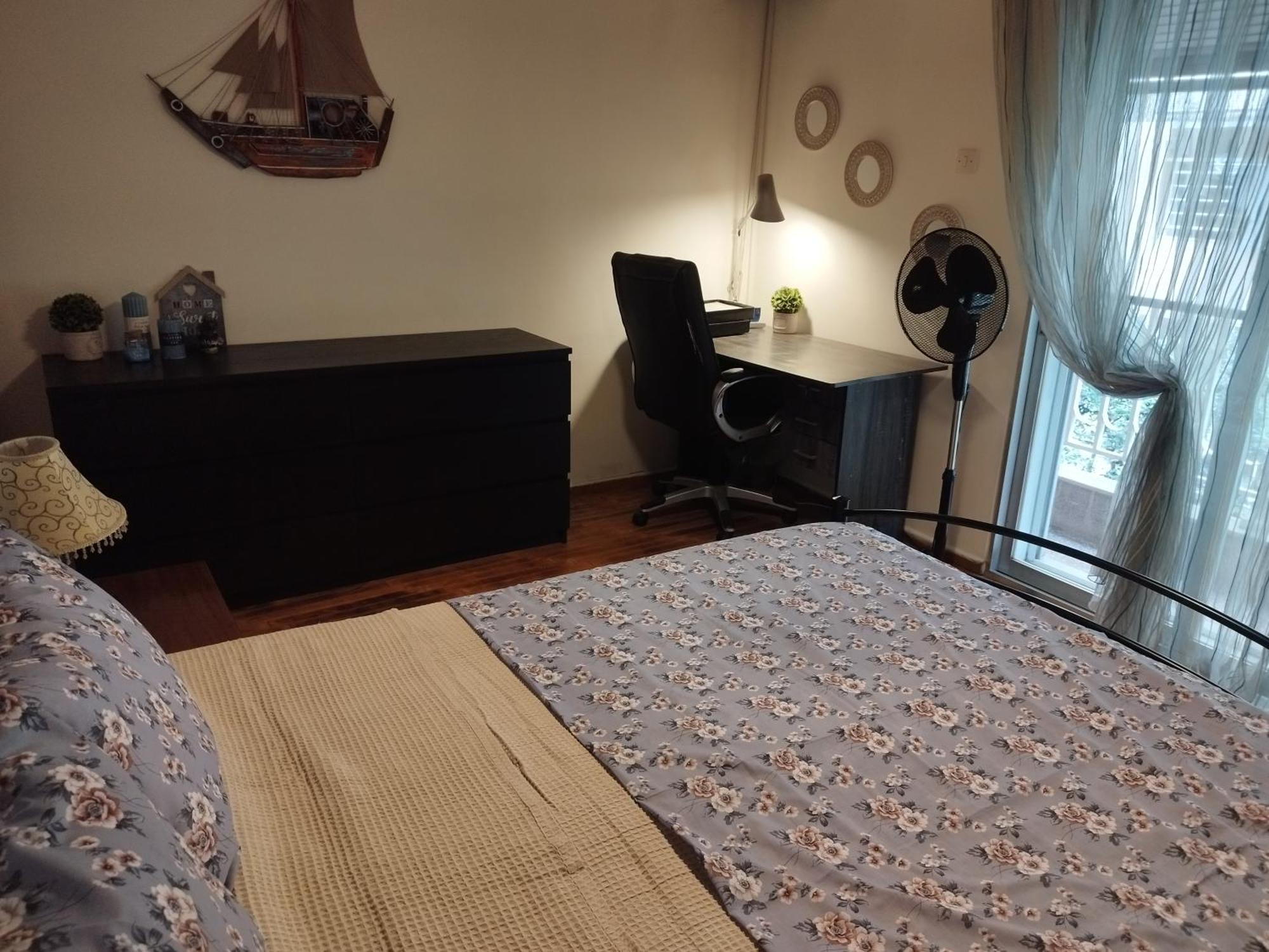 Проживание в семье Private In Shared House